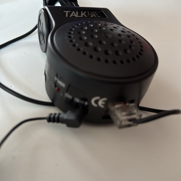 Talk safe portable cellphone speaker and headphone earbud car with no CarPlay - Picture 5 of 10